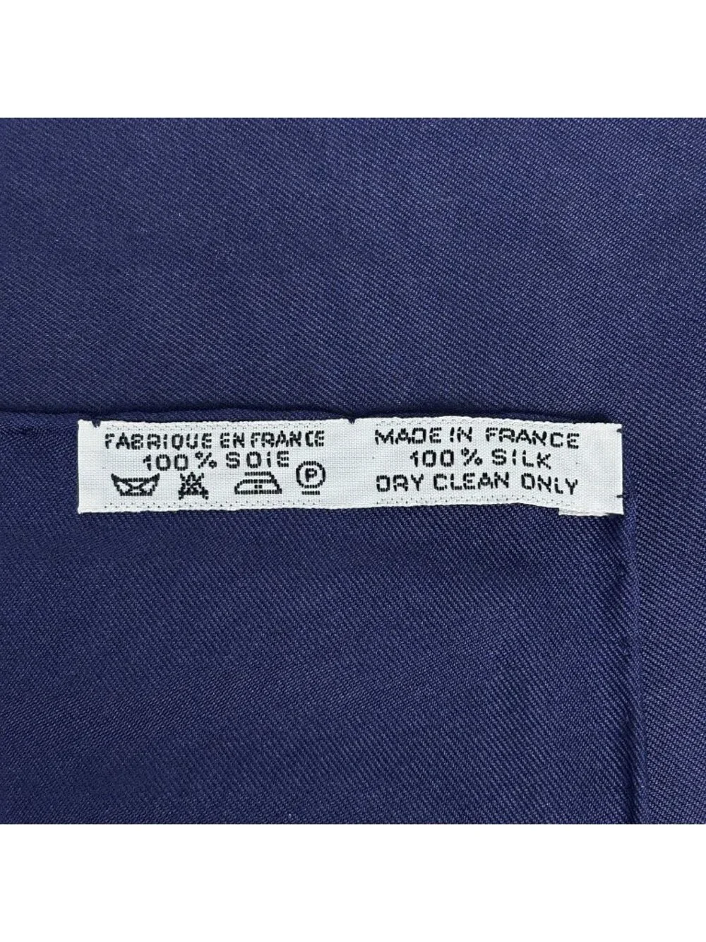 ★SOLD★ Hermes Carre 90 Cavaliers Peuls Horsemen of the Poule Tribe Scarf Silk - Picture 2 of 4